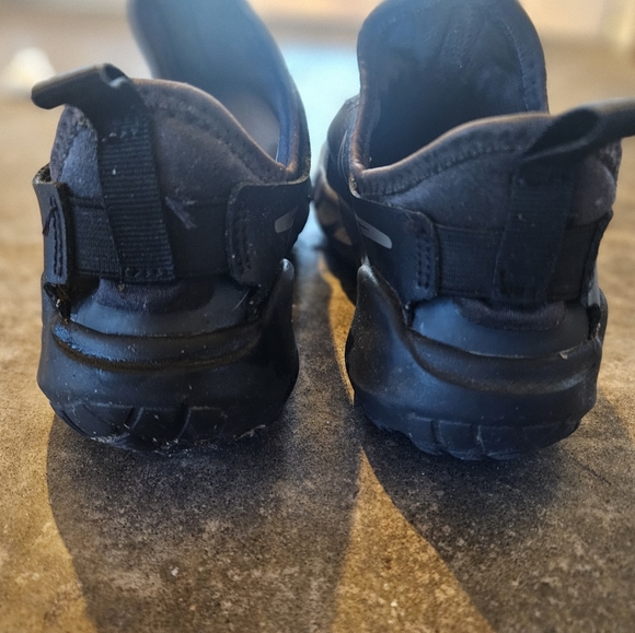 Boys Nike Air Hurrache - Picture 3 of 6